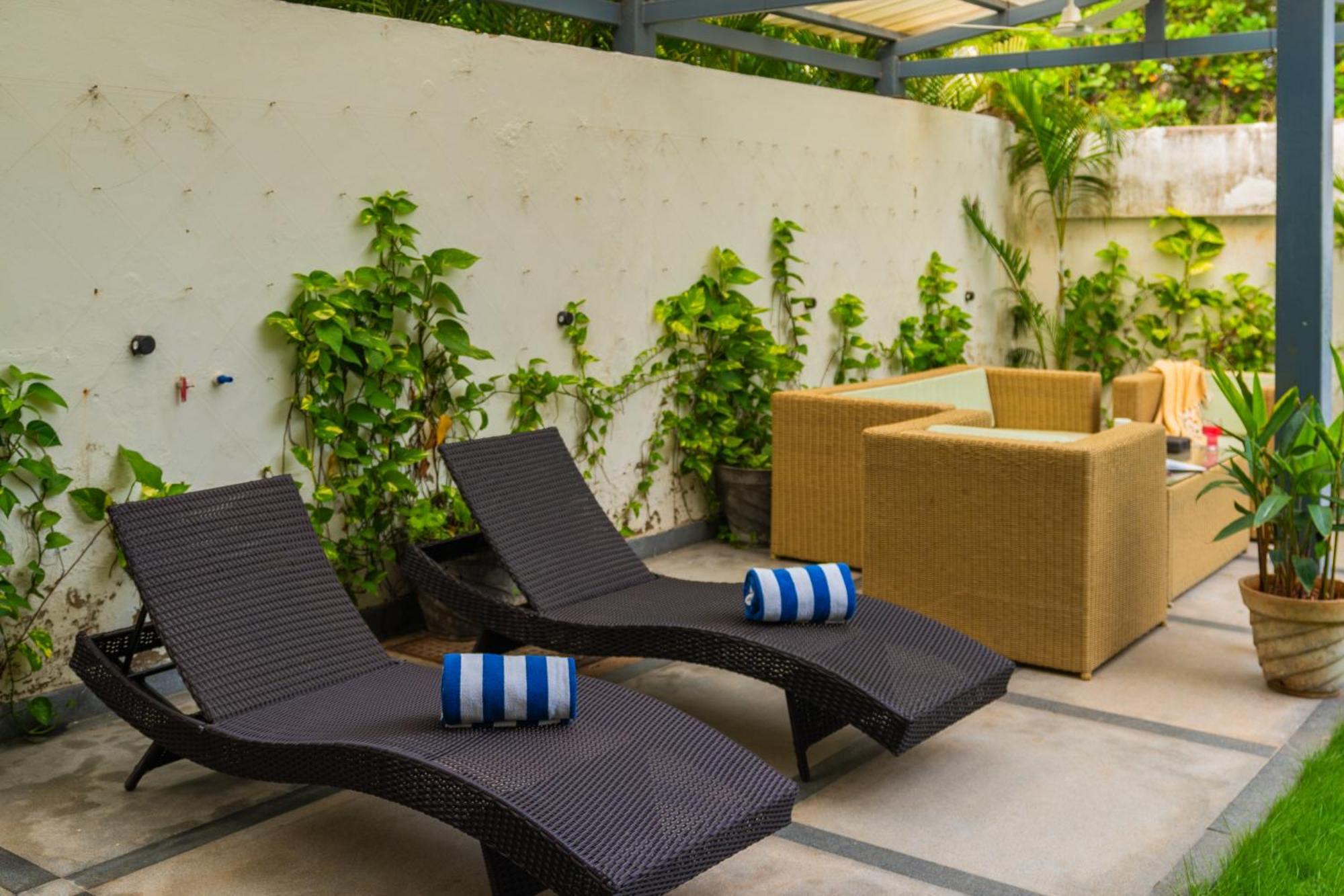 Villa Elivaas 3 Bhk With Pvt Pool - Azalea Siolim Exterior foto